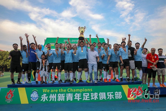 阿圭罗：曼城依然会坚持到最后&争取所有冠军